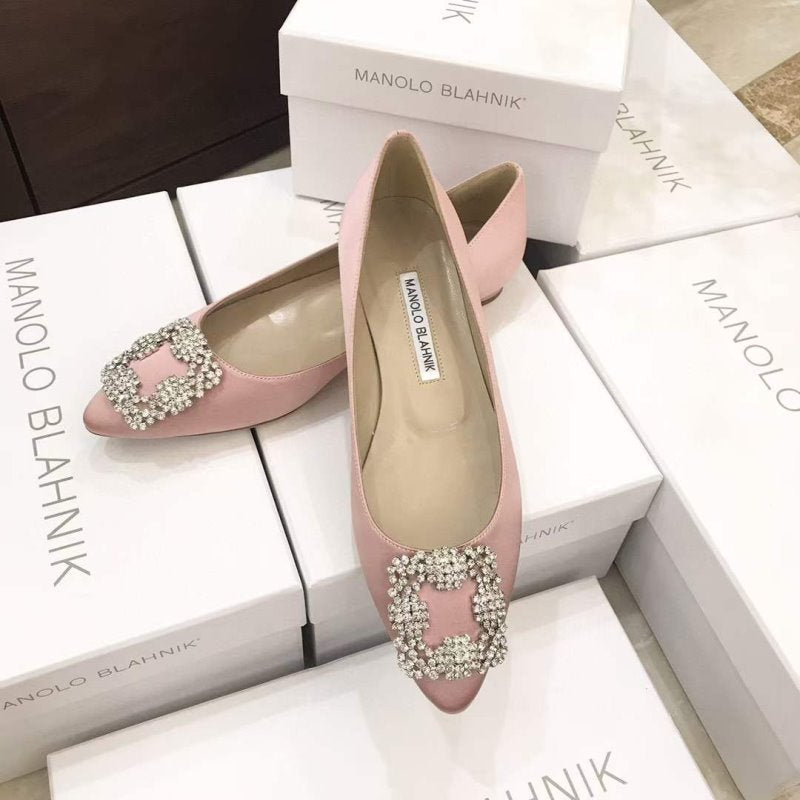 Manolo Blahnik Diamond Buckle Shoes SH010496