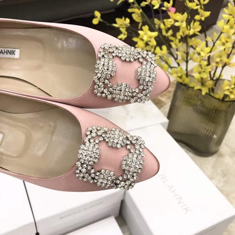 Manolo Blahnik Diamond Buckle Shoes SH010496
