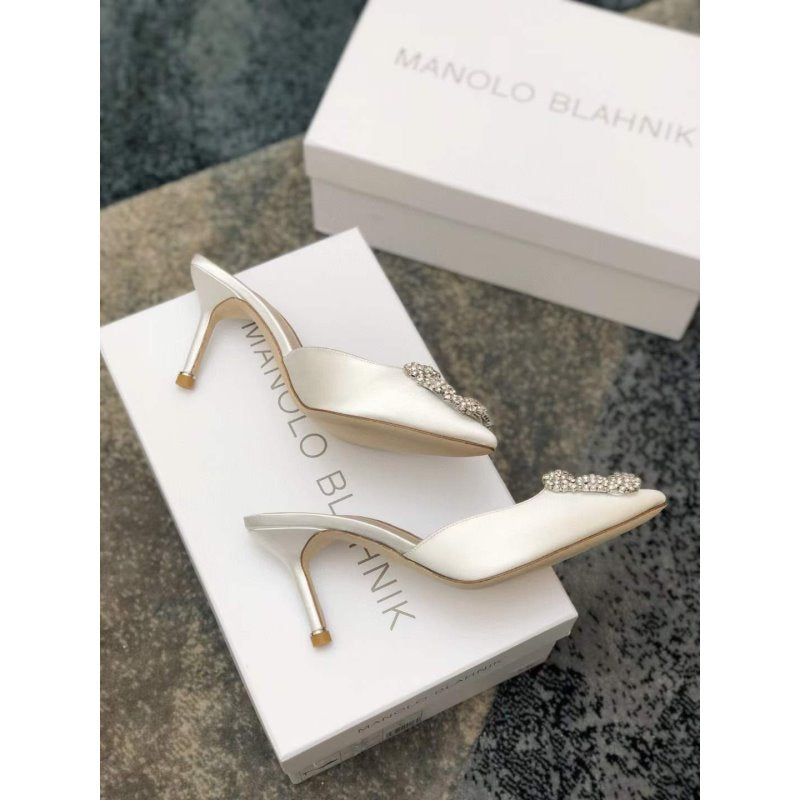 Manolo Blahnik Hollow Sandals SH010485