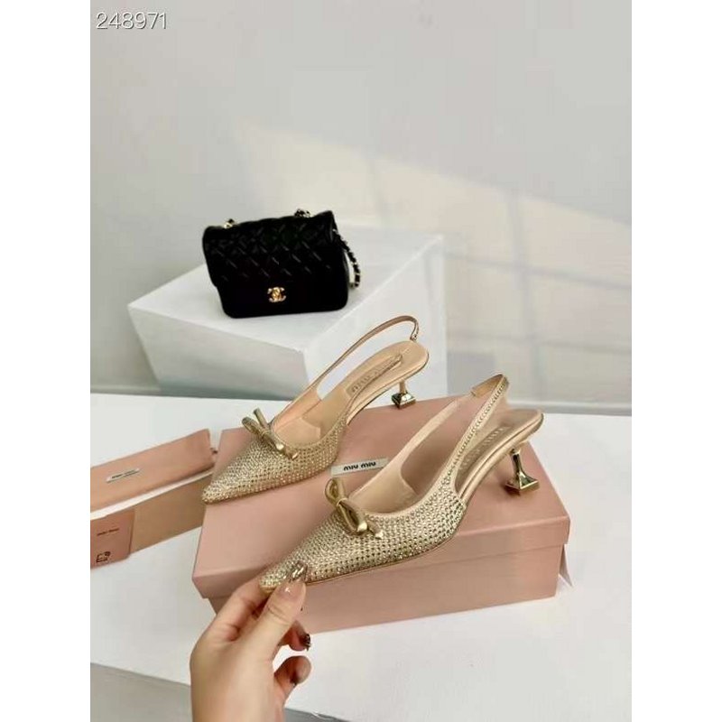 Miu Miu Butterfly knot Pointed Shoes SH010511