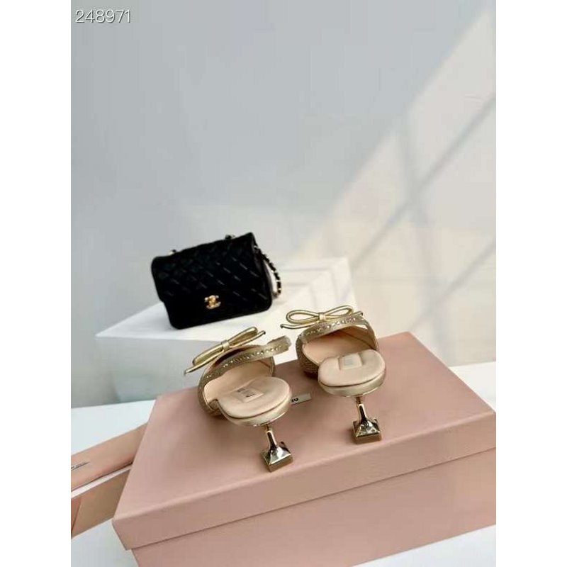 Miu Miu Butterfly knot Pointed Shoes SH010511