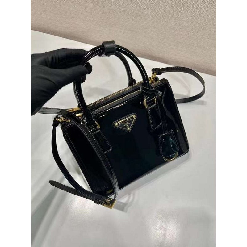 Prada Galleria Hand Bag BG02967