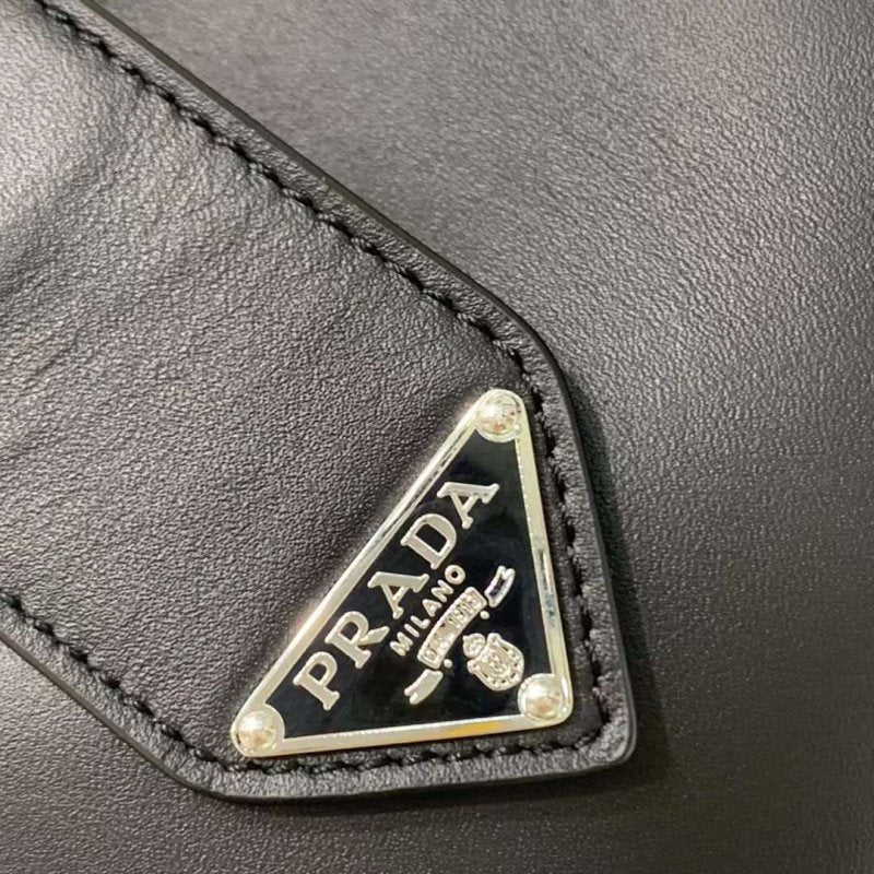 Prada Hand Bag BG02686