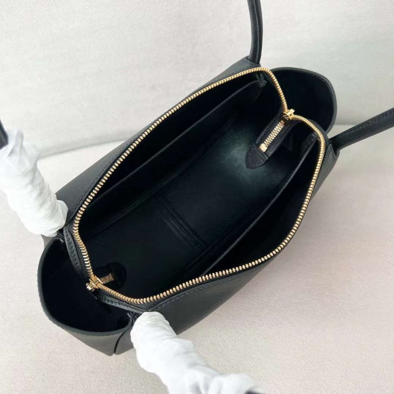 Prada Hobo Bag BG02899