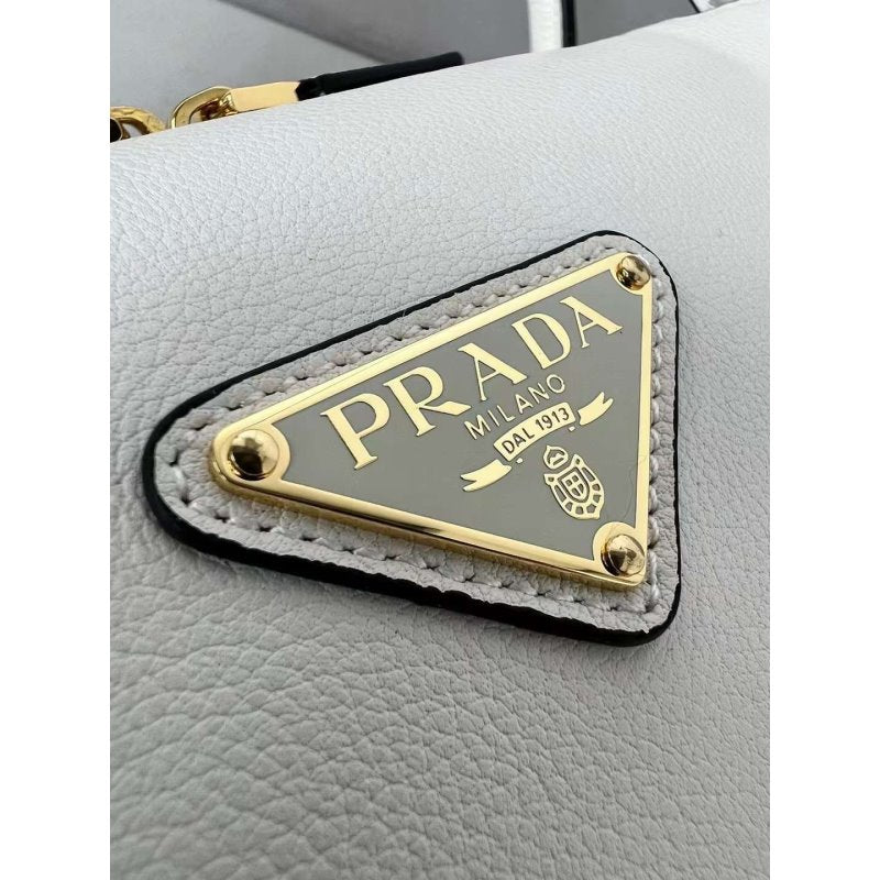 Prada Hobo Bag BG02901