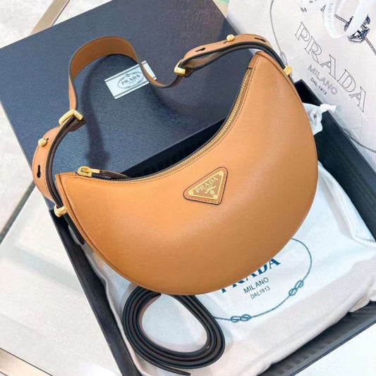 Prada Hobo Bag BG02906