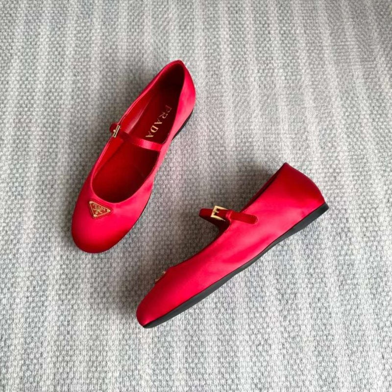 Prada Mary Jane Shoes SH011017