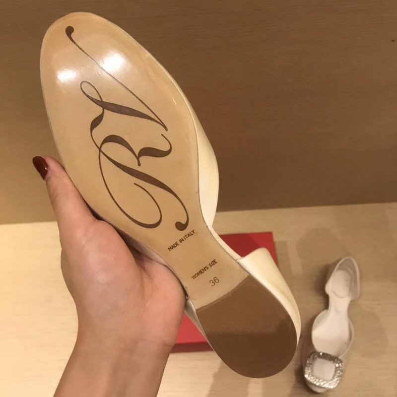 Roger Vivier Flat Shoes SH010576