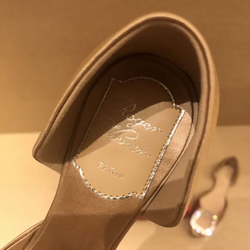 Roger Vivier Flat Shoes SH010582