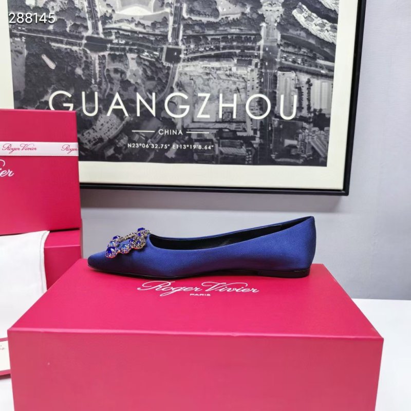 Roger Vivier Pointed Toe Shoe SH2505094