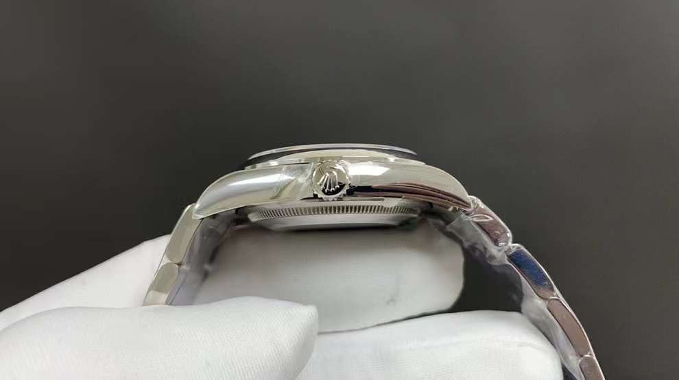 Rolex Oyster Perpetual Dateage Wrist Watch WAT02030