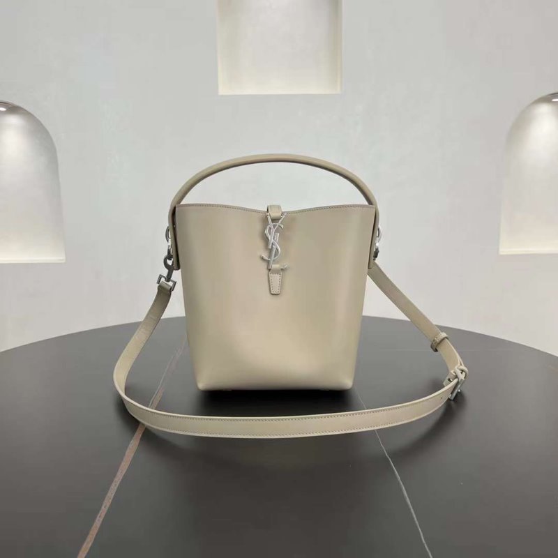 Saint Laurent Cassandre Bucket Bag BG03051