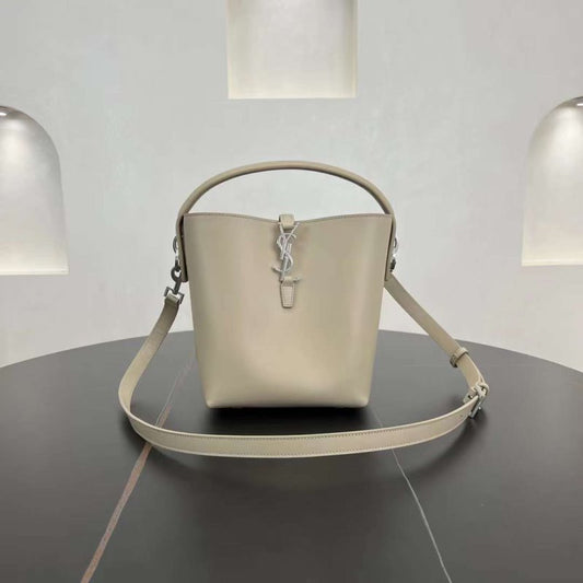 Saint Laurent Cassandre Bucket Bag BG03051