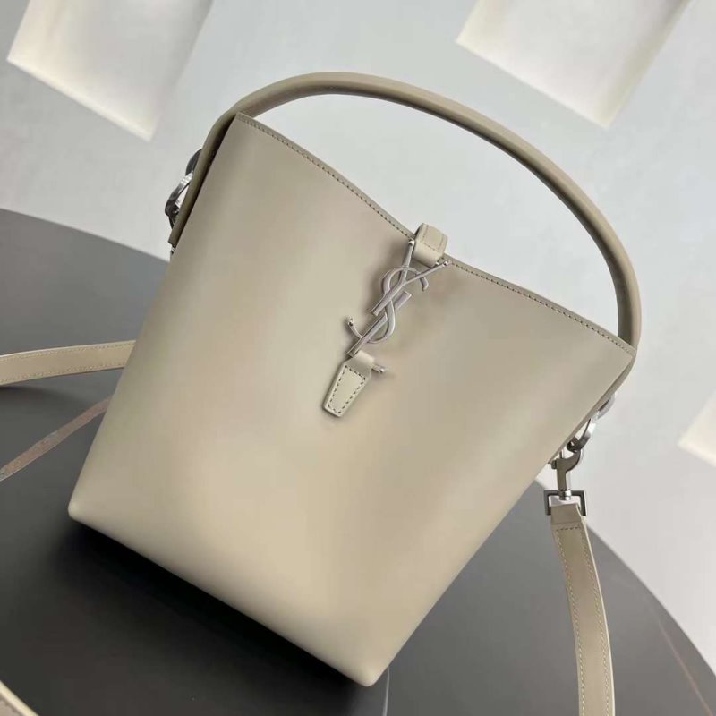 Saint Laurent Cassandre Bucket Bag BG03051