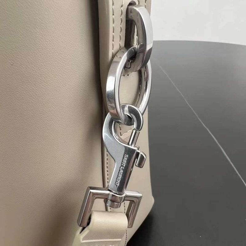 Saint Laurent Cassandre Bucket Bag BG03051