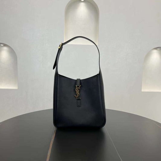 Saint Laurent Cassandre Stranggler Bag BG02306