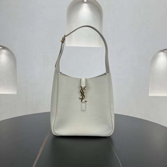 Saint Laurent Cassandre Stranggler Bag BG02307