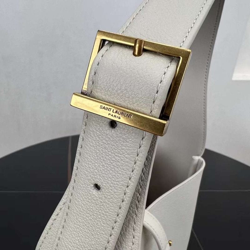 Saint Laurent Cassandre Stranggler Bag BG02307