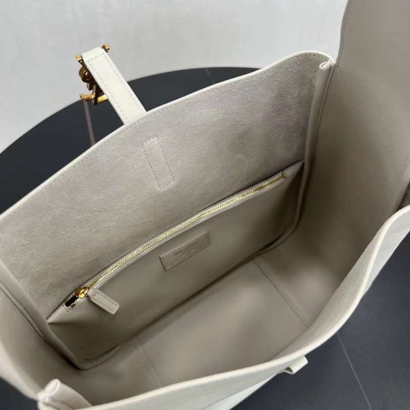 Saint Laurent Cassandre Stray Bag BG03047