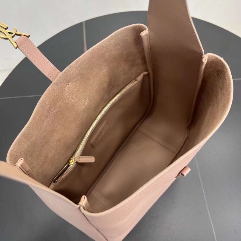 Saint Laurent Cassandre Stray Bag BG03048