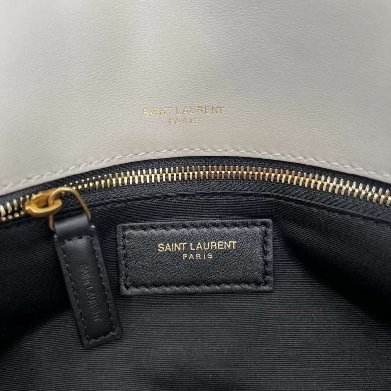 Saint Laurent Chain Hand Bag BG03054