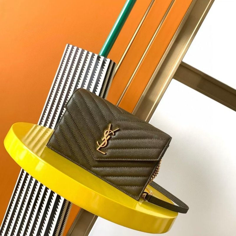 Saint Laurent Envelope Bag BG0525276