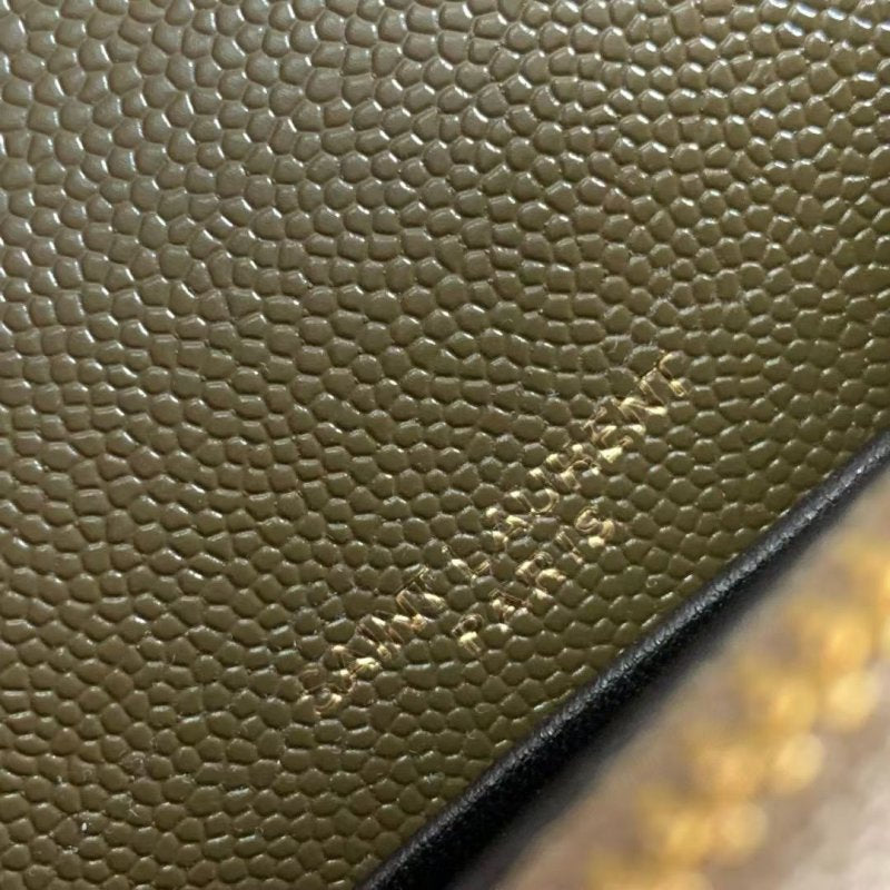 Saint Laurent Envelope Bag BG0525276