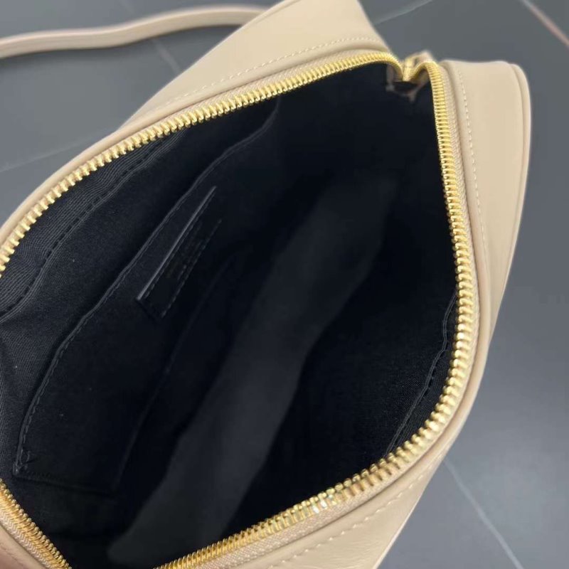 Saint Laurent Lou Camera Bag BG03030