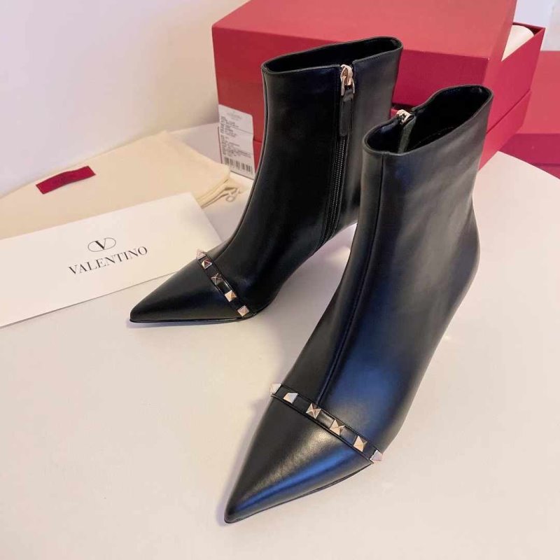 Valentino Ankle Boots SH020110