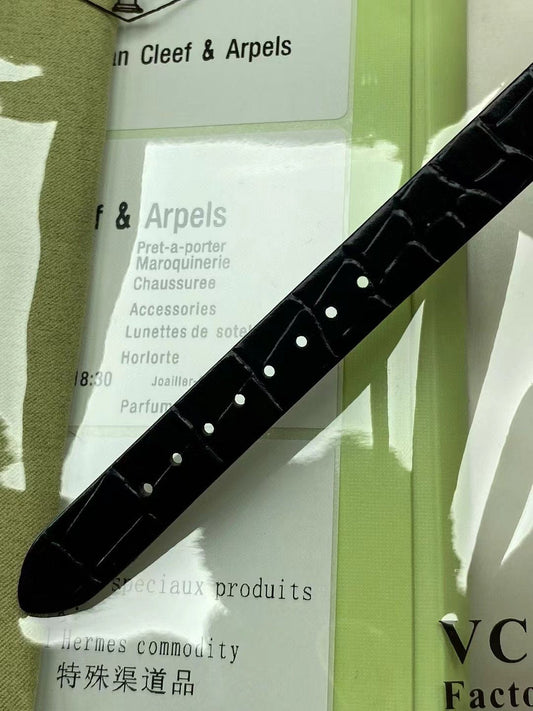 Van Cleef and Arpels Alhambra Four Leaf Wrist Watch WTJN25263