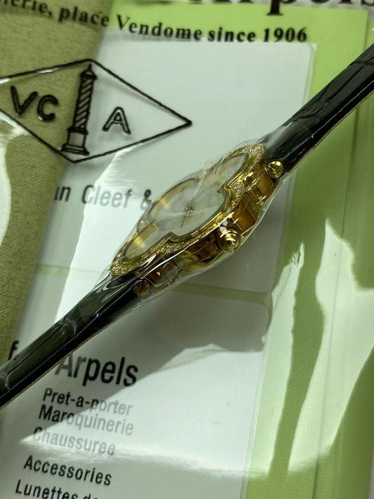 Van Cleef and Arpels Alhambra Four Leaf Wrist Watch WTJN25266