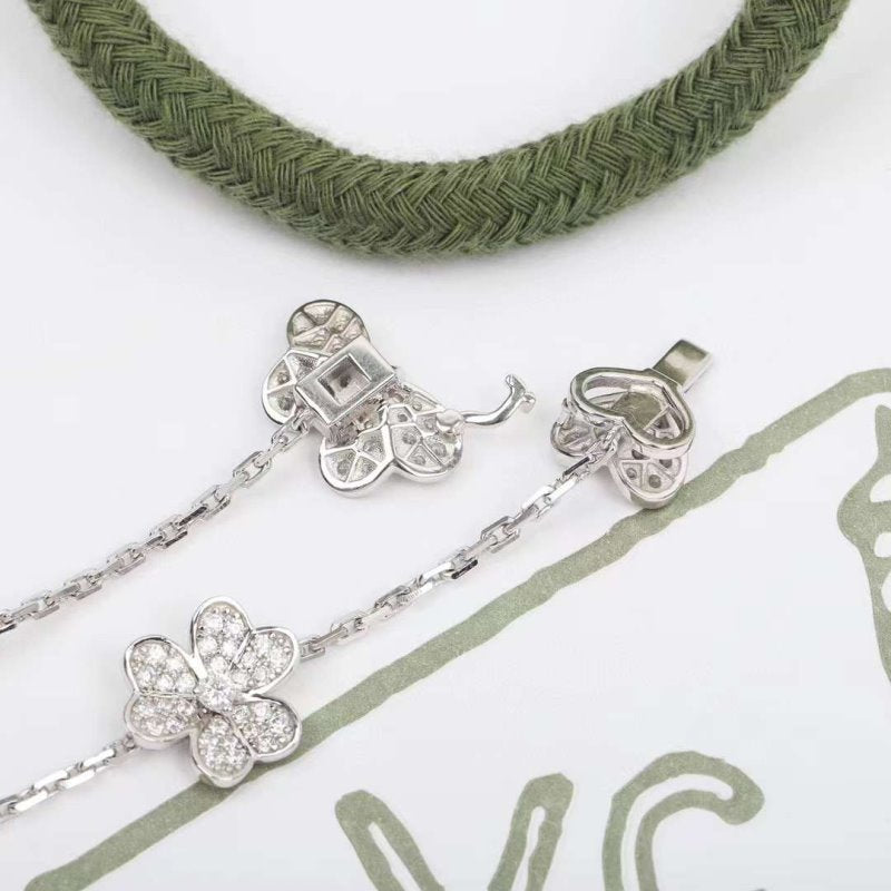 Van Cleef and Arpels Clover five Diamond Bracelet JWLH0125