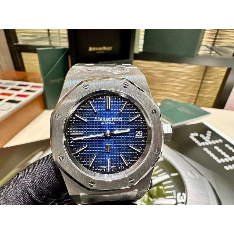 Audemars Piguet Royal Oak Offshore Wrist Watch WAT02137