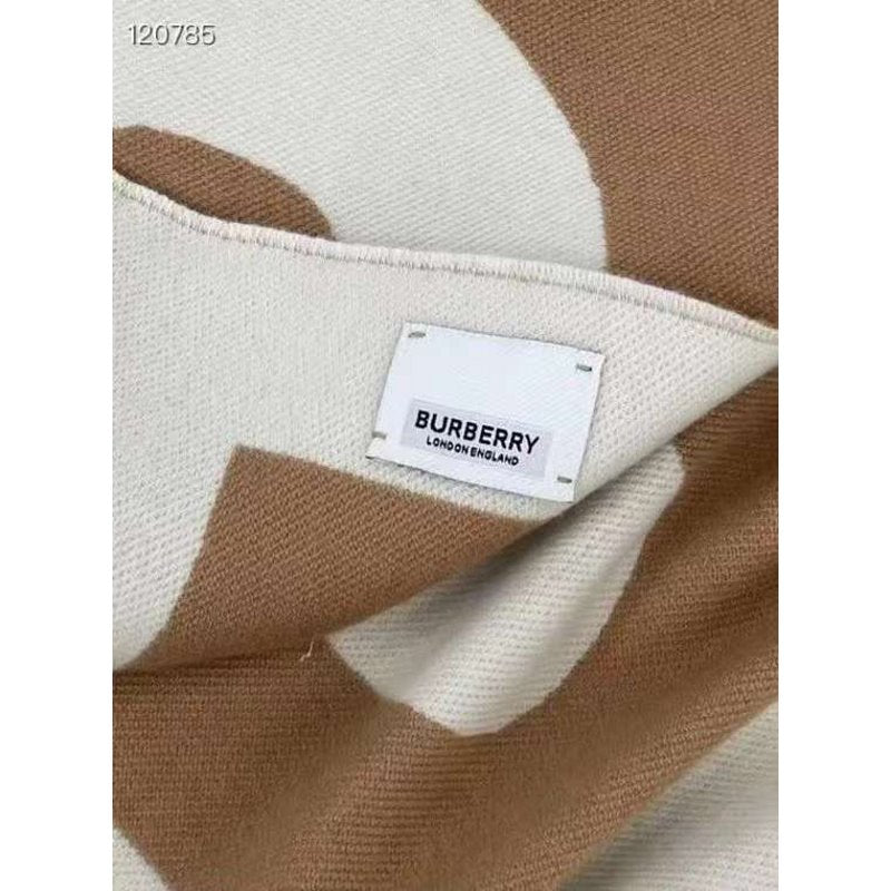 Burberry Wool Scarf SS001156