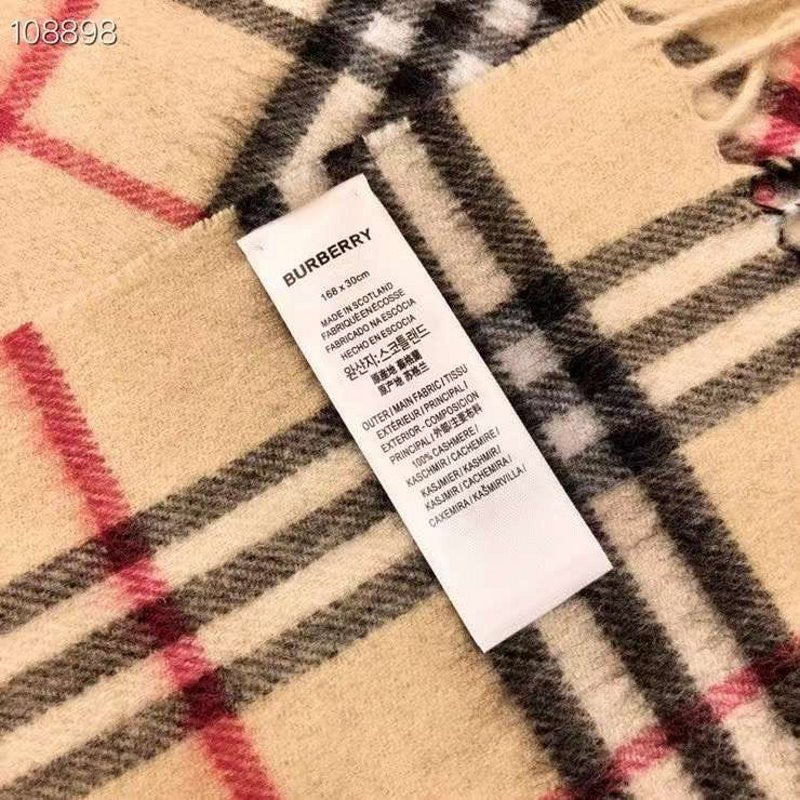 Burberry Wool and Cashmere Scarf SS001197