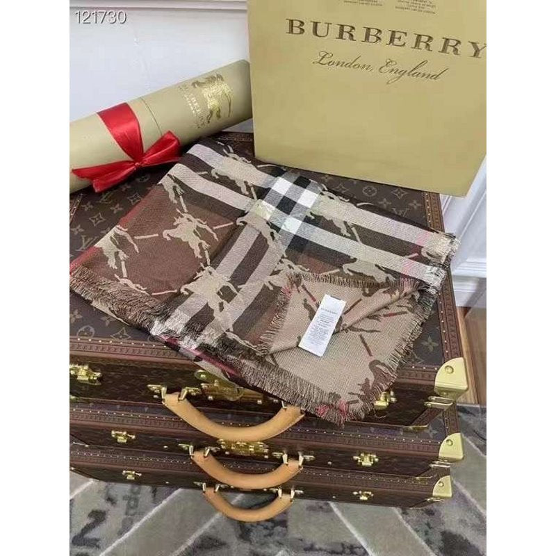 Burberry Wool and Silk Scarf SS001138