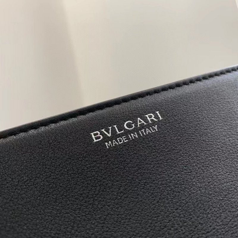 Bvlgari Black  Serpenti Cabocho Shoulder Bag BVGR00337