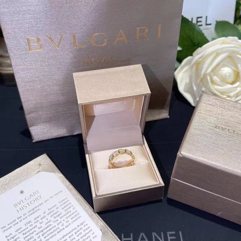 Bvlgari Serpentine Diamond Ring JWL00852