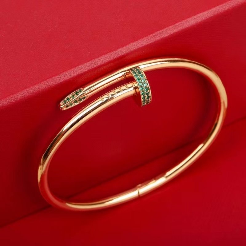 Cartier Nail Bracelet JWL00757