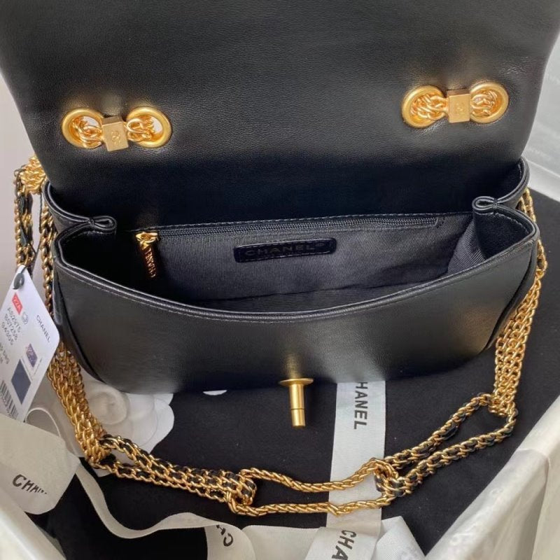 Chanel Black Flap Bag BCH00772