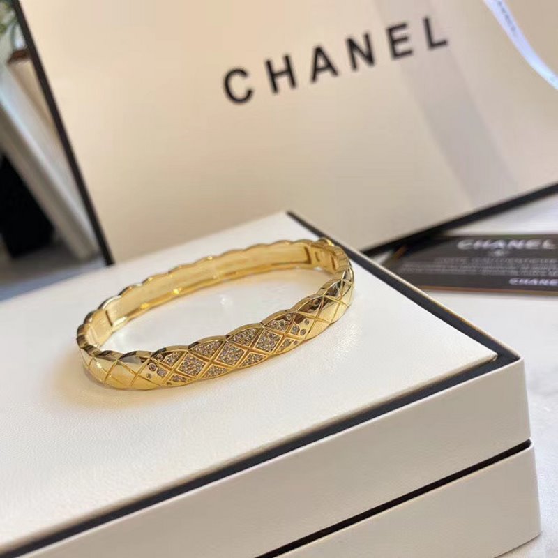 Chanel Bracelet JWL00526