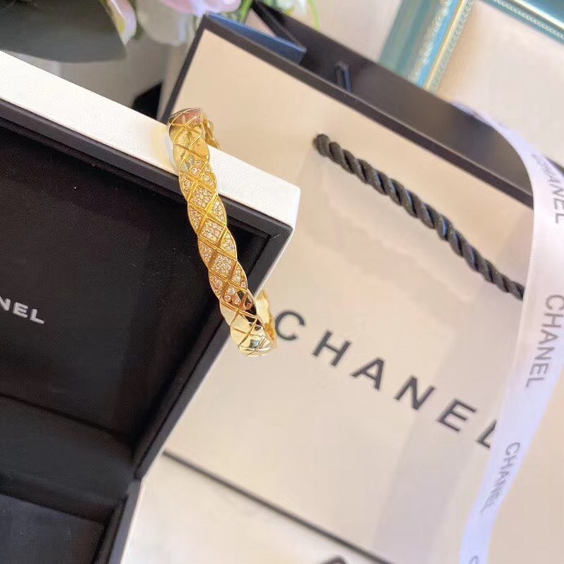 Chanel Bracelet JWL00526