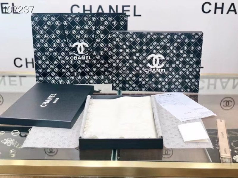 Chanel Cashmere Shawl SS005931