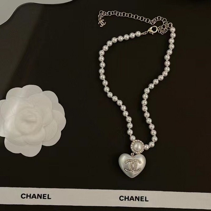 Chanel Diamond Necklace JWL00595