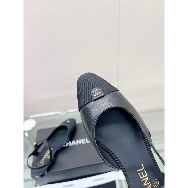 Chanel Flat Sandals SHS05649