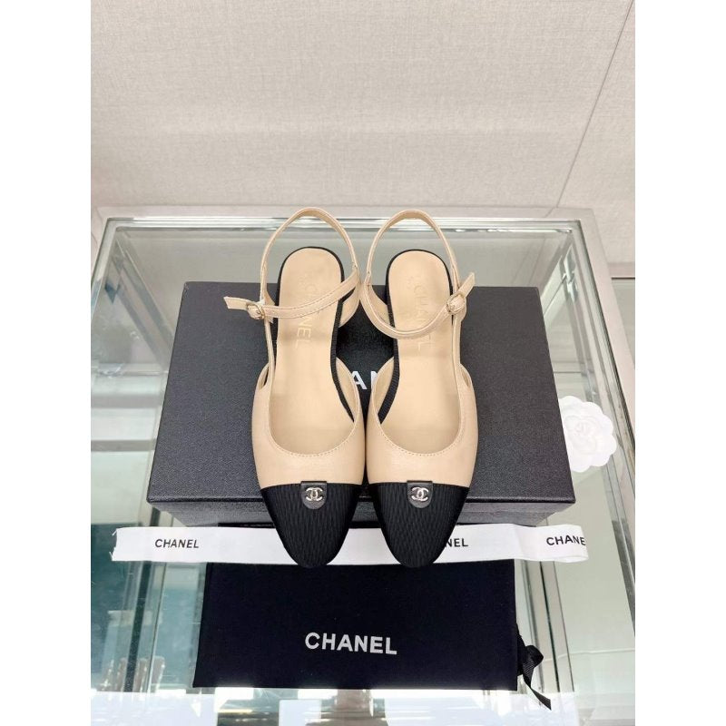 Chanel Flat Sandals SHS05650