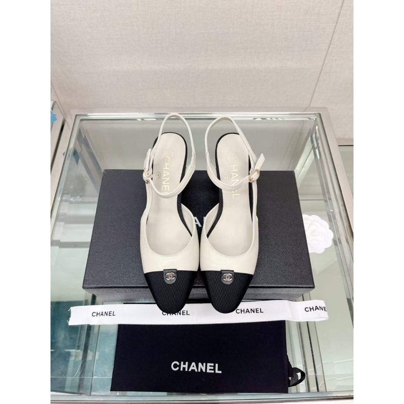 Chanel Flat Sandals SHS05652