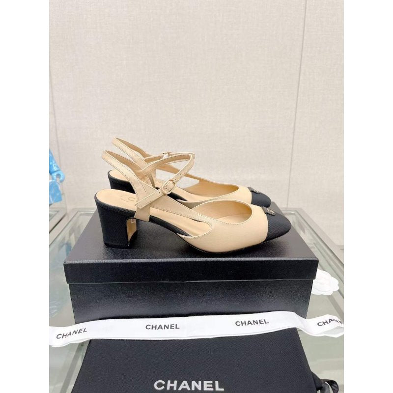 Chanel Flat Sandals SHS05653