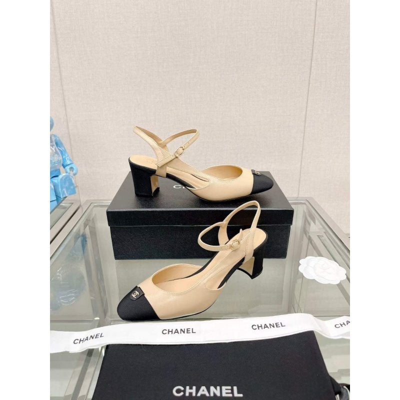 Chanel Flat Sandals SHS05653