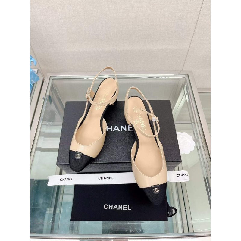 Chanel Flat Sandals SHS05653